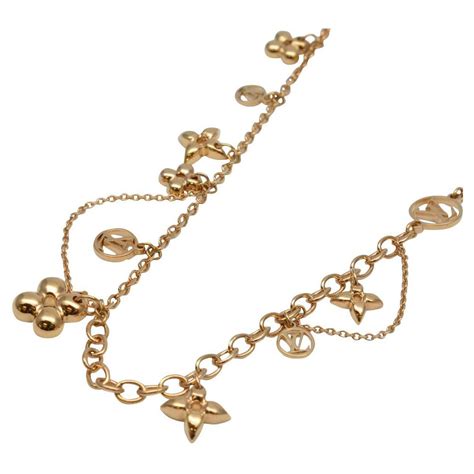 Louis Vuitton Blooming Necklace .